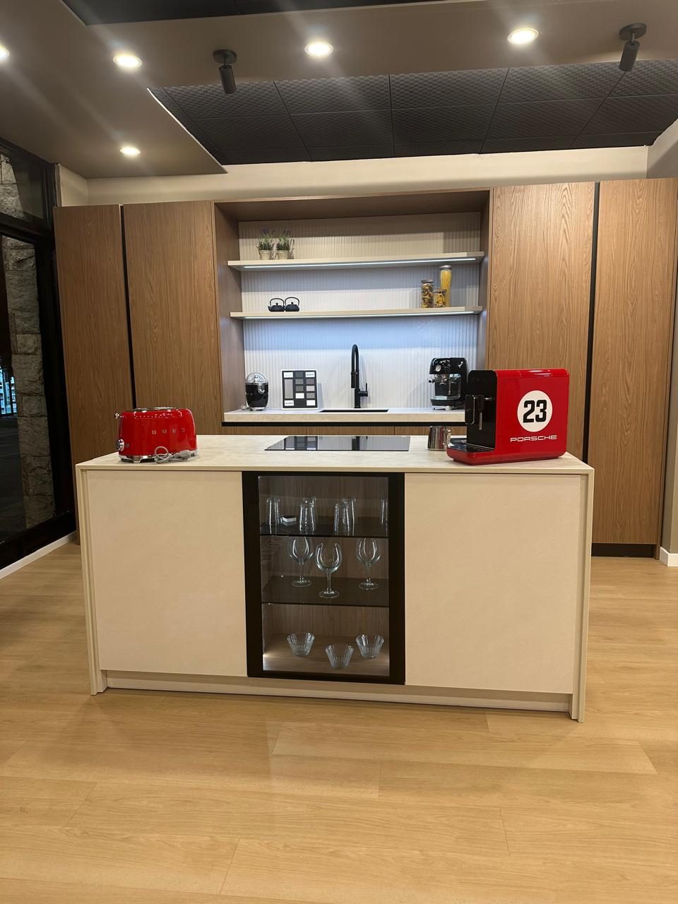 Cuina exposada al showroom